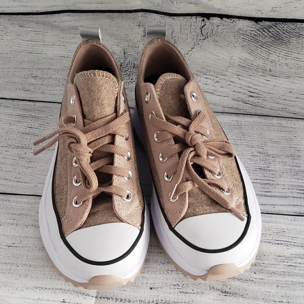 Women's Converse Run Star Hike OX  in Salt Pink